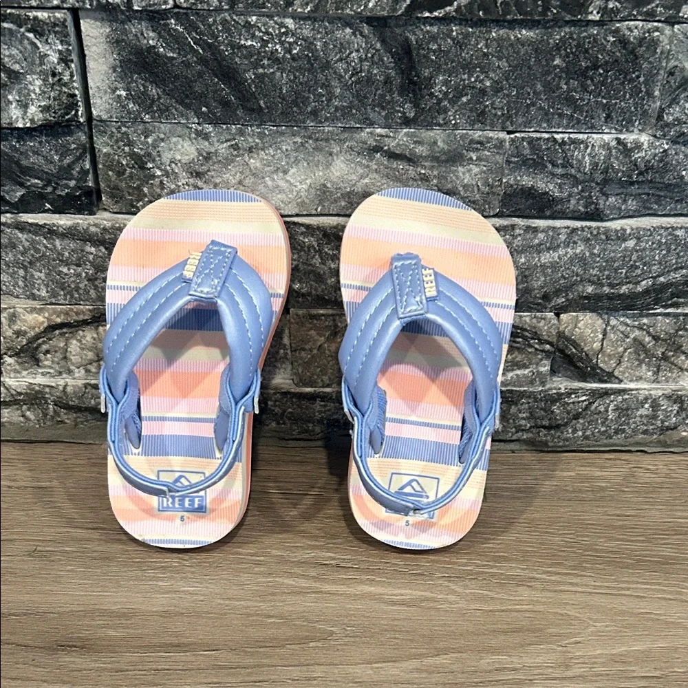 NWOT Reef‎ Kids Sandals - Lavander and Orange Stripes